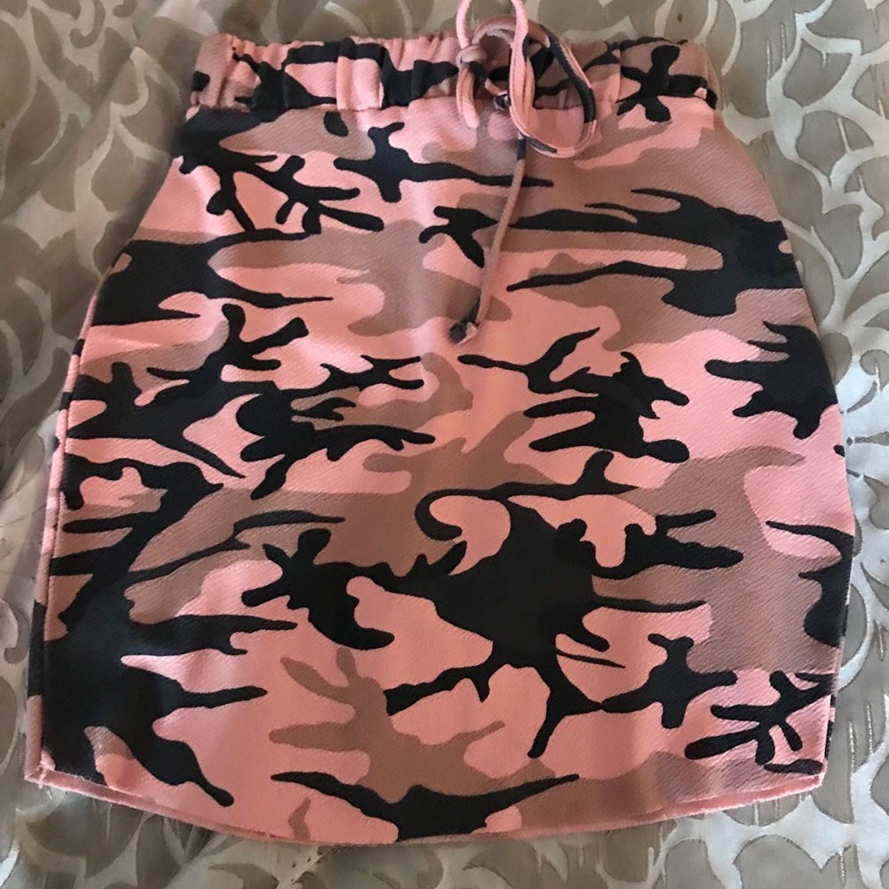 Missguided mini skirt